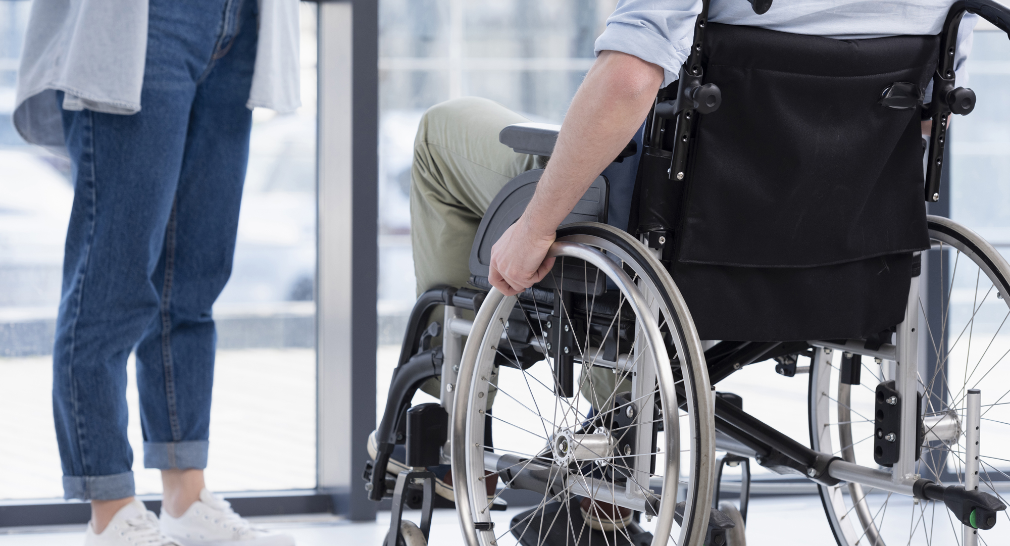 Fotografija koja iliustruje invalidska kolica